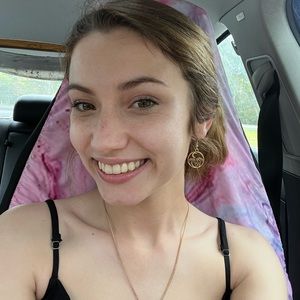 Meet your Posher, Kendall